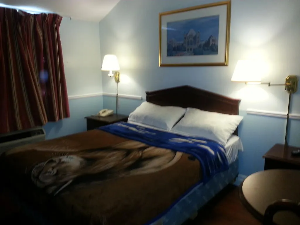 Queensway Motel Toronto Canada
