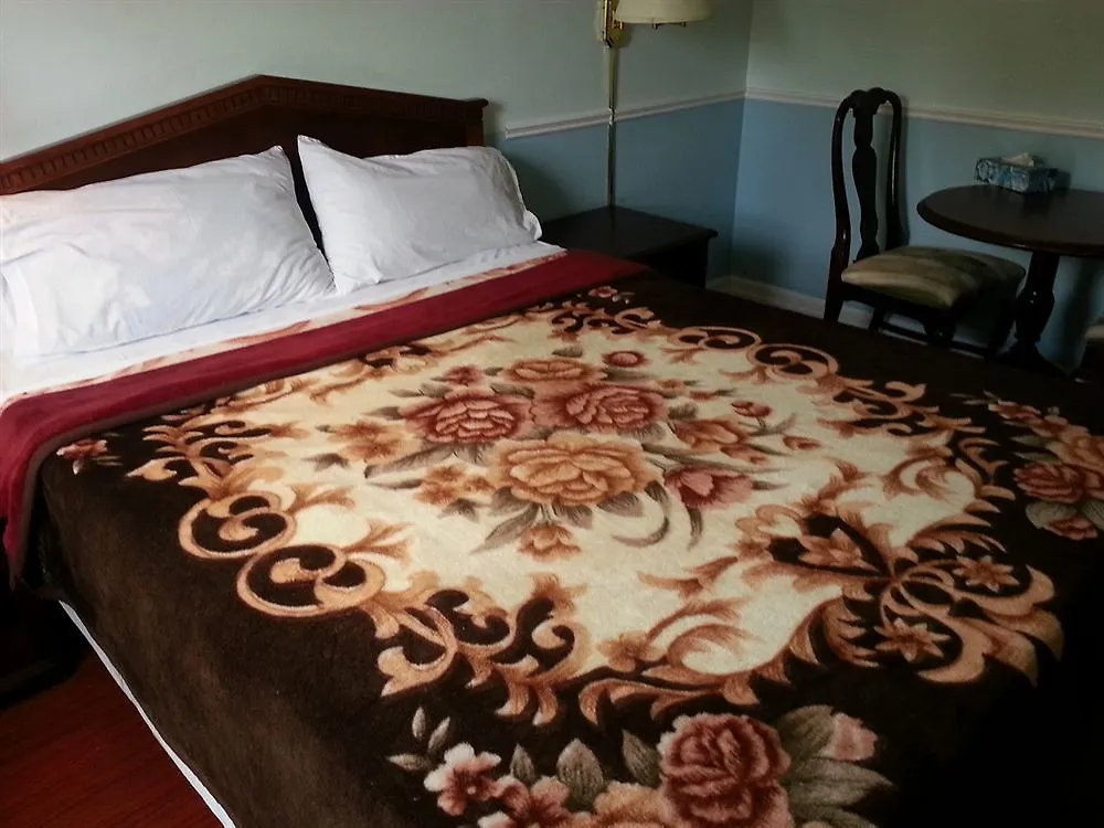 Queensway Motel Toronto